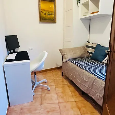 Ampio Su 2 Livelli Nel Centro Storico, Ideale Per Coppie O Gruppi Da 2 A 5 Persone Fiuggi